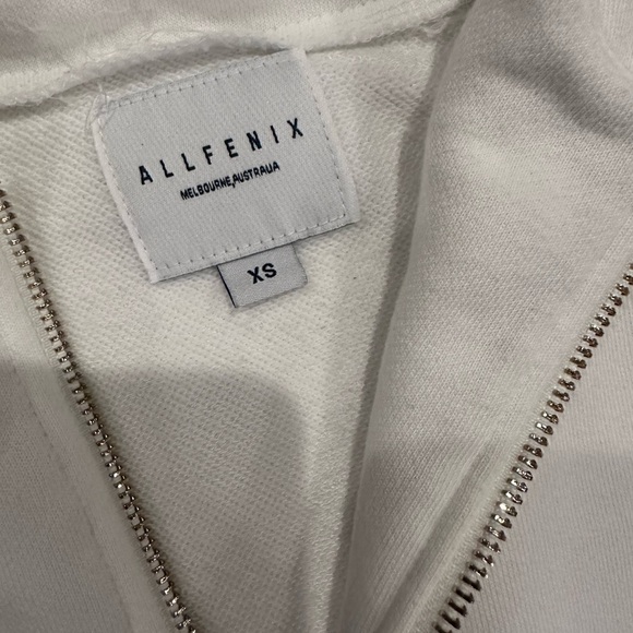 Aritzia White and Black Boxy Polo Sweatshirt - Picture 2 of 3